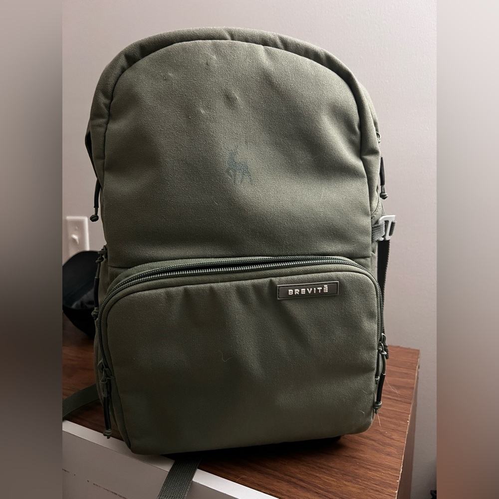 Brevite Jumper Camera Backpack